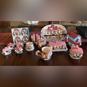 Noah's Ark Decorative Ceramic 20 Piece Set